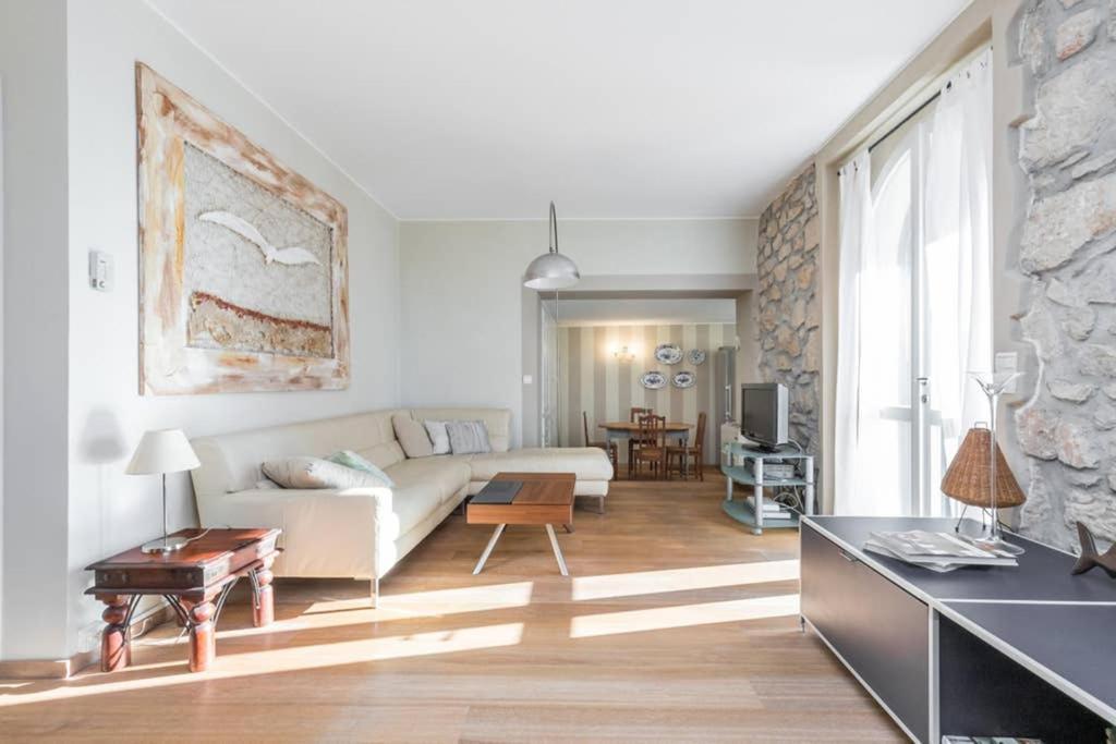 Villa Rocky - Luxury 3Br Apt In Liberty Villa.Pool,Garden,Wifi Roquebrune-Cap-Martin Kültér fotó